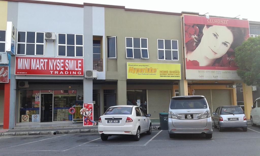 Best Seven Inn Kuah Exterior photo