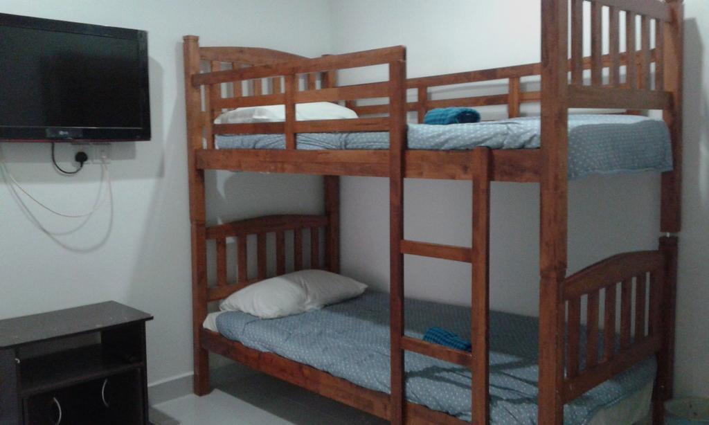 Best Seven Inn Kuah Room photo