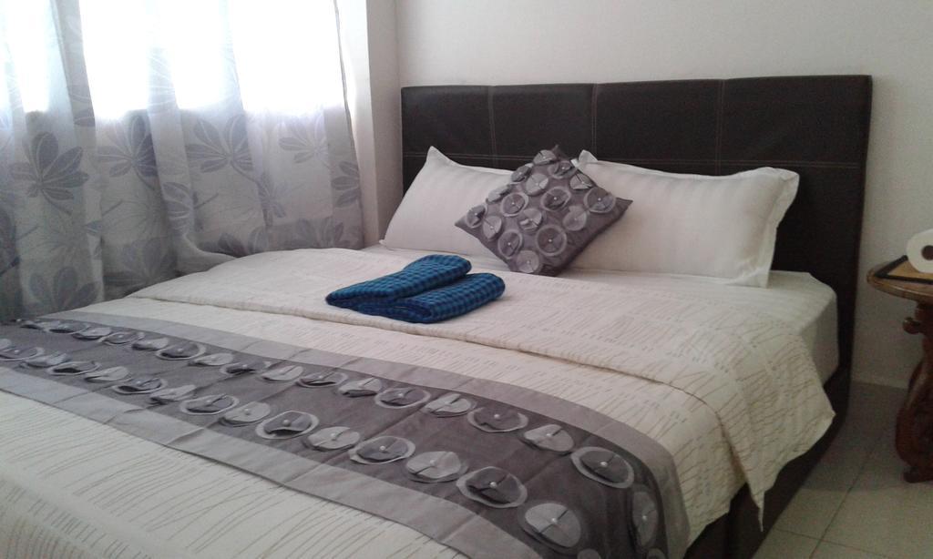 Best Seven Inn Kuah Room photo